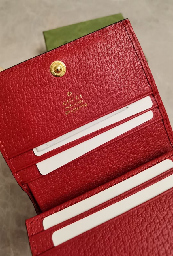 グッチ財布 レプリカ内部構造